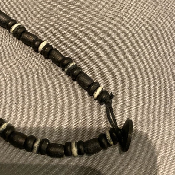 Men’s Neckless - Picture 4 of 7